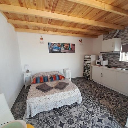 Estudio Dominicana In Albufeira Gale 外观 照片