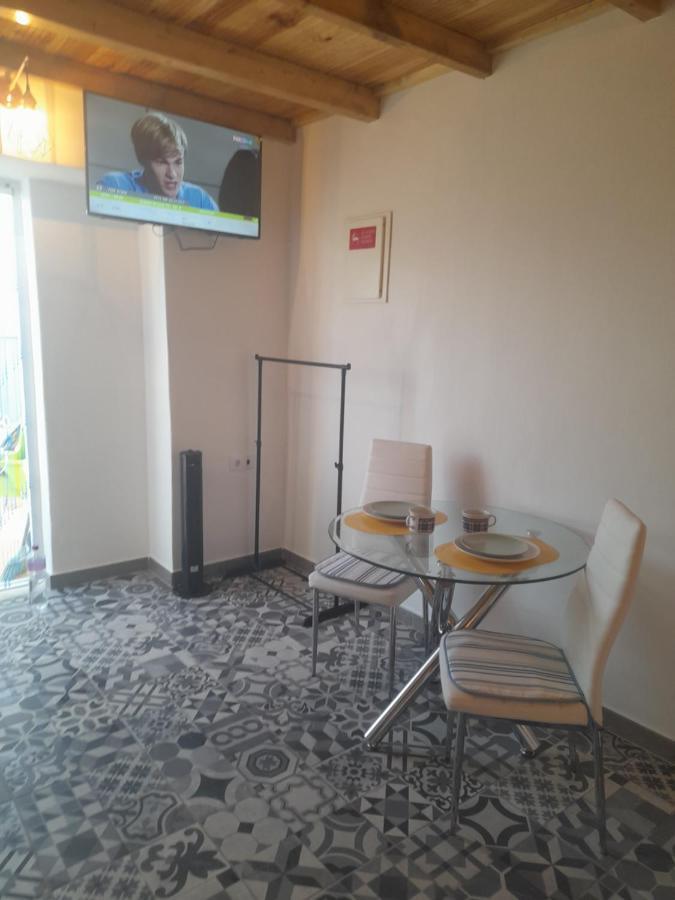 Estudio Dominicana In Albufeira Gale 外观 照片